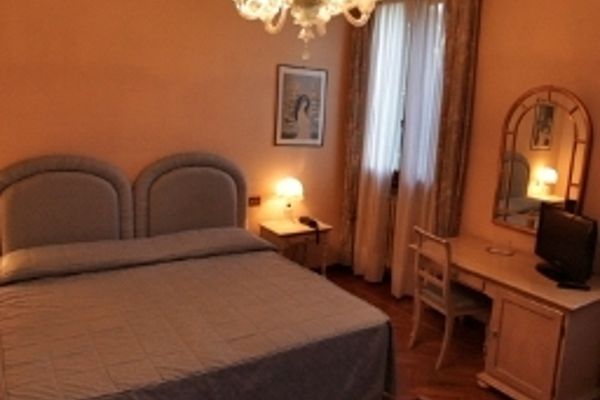 Villa Giustinian Park Hotel (Mirano)